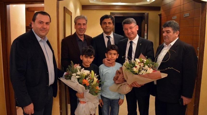 Yeni Ve Karaarslan Referandum İ&ccedil;in Sahada