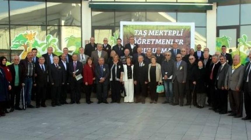 Kayseri Lisesi Mezunları Kahvaltıda Bir Araya Geldi