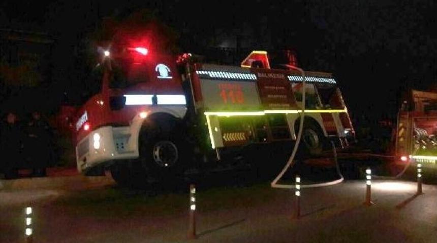 Ayvalık'taki Baca Yangını Korkuttu