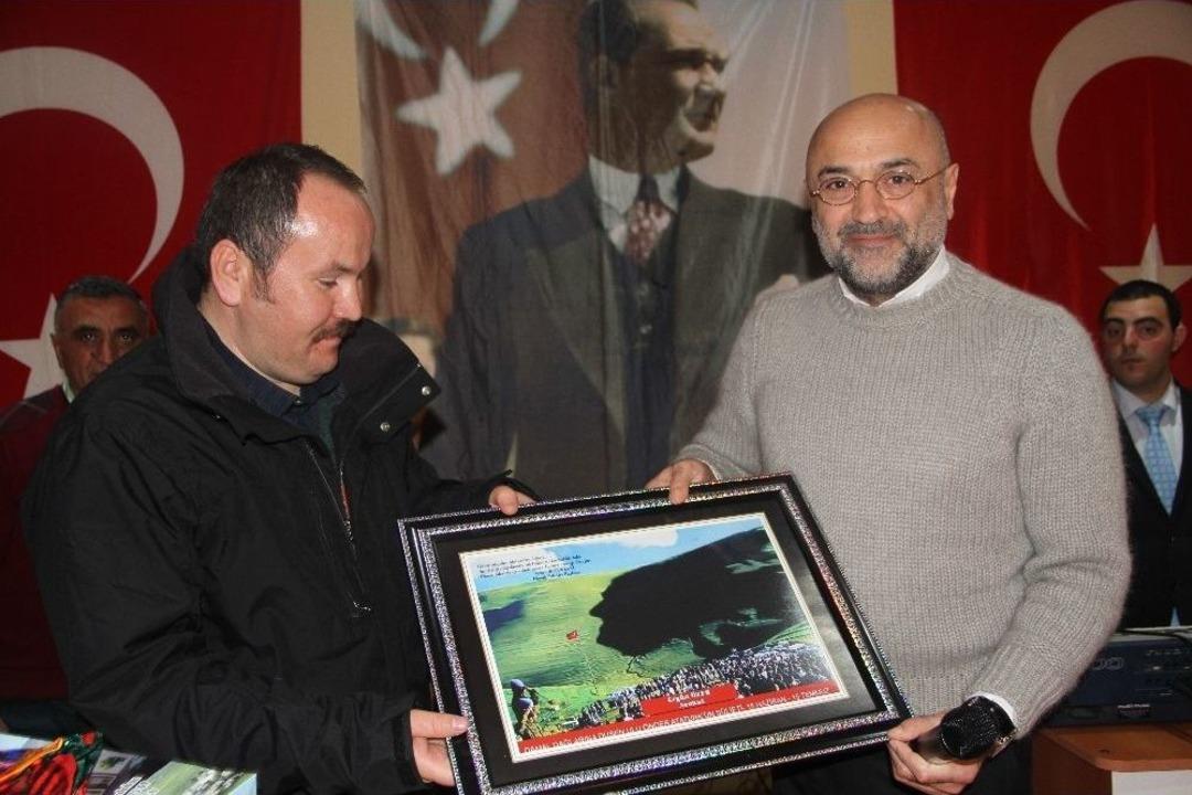 Hanak&rsquo;ta Kurtuluş Coşkusu