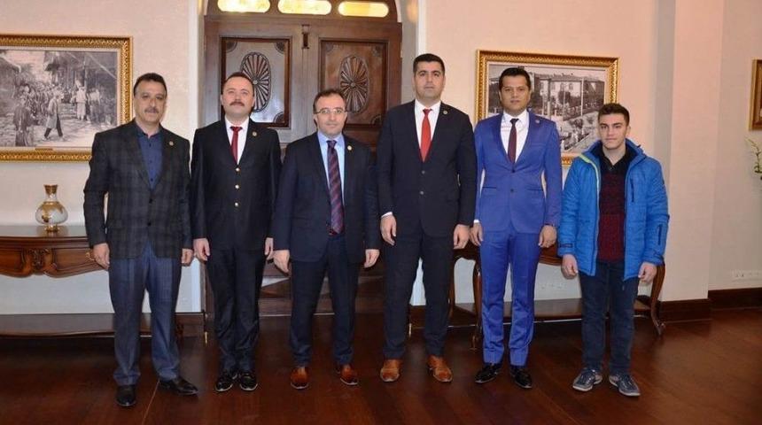 Yeşilay&rsquo;dan Kilis Valisine Ziyaret