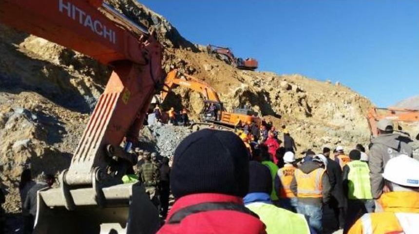 Şirvan'daki Heyelan Faciasında 1 Iş&ccedil;inin Daha Cesedi &Ccedil;ıkarıldı