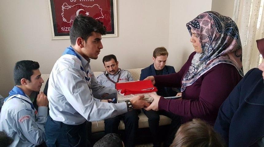 B&uuml;y&uuml;kşehir Kağıtsporlu İzciler, &ldquo;izci Yararlıdır Haftası&rdquo; Etkinlikleri D&uuml;zenledi