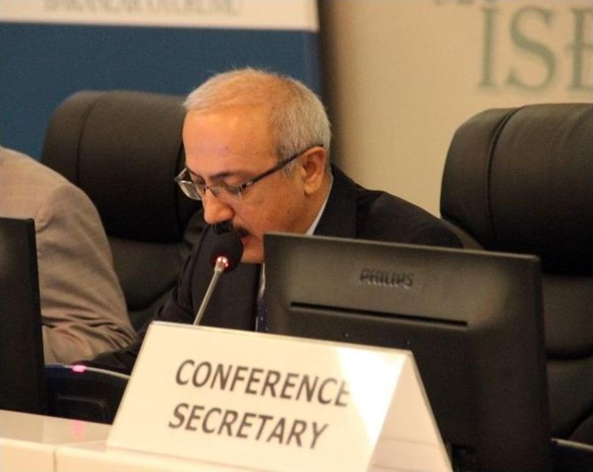 Kalkınma Bakanı Elvan, İit &Uuml;yesi &Uuml;lkeler Arasındaki Ticari Potansiyele Dikkat &Ccedil;ekti