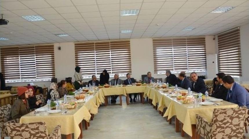 Malatya B&uuml;y&uuml;kşehir Belediyesi Genel Sekreter Yardımcısı Ertan Mumcu: