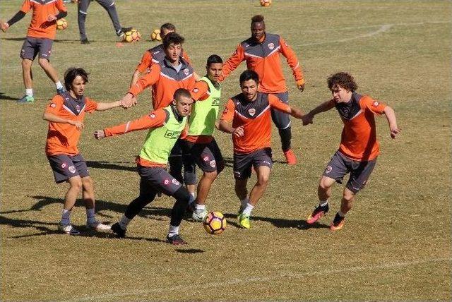 Adanaspor Antalya Yolcusu