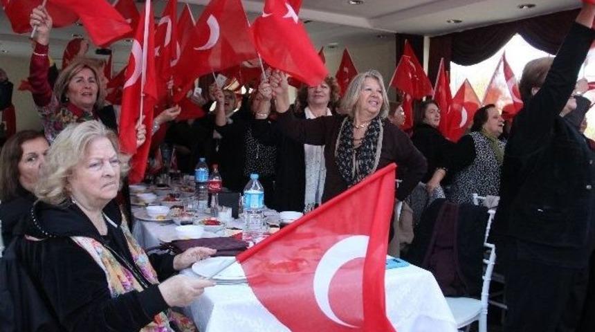 Edirne Belediyesi Emekli &Ouml;ğretmenleri Bir Kez Daha Unutmadı