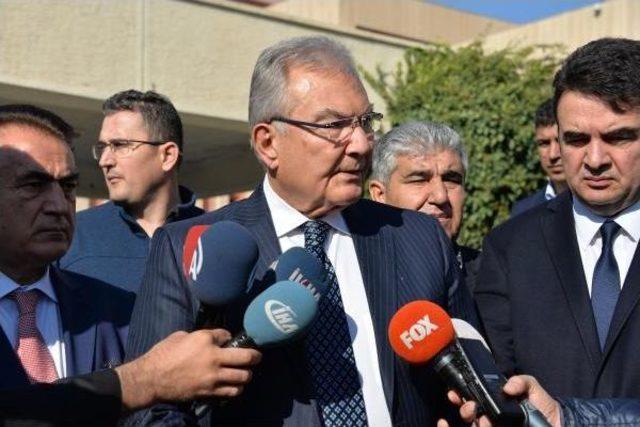 Deniz Baykal, Ahmet Türk'ün Eşini Evinde Ziyaret Etti (2)