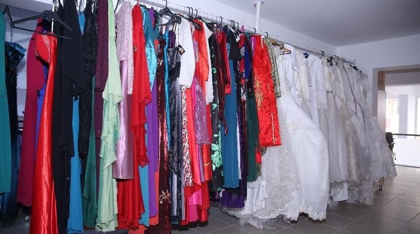 Paylaşım Noktası 1 Yılda 7 Bin 500 İhtiya&ccedil; Sahibine Ulaştı