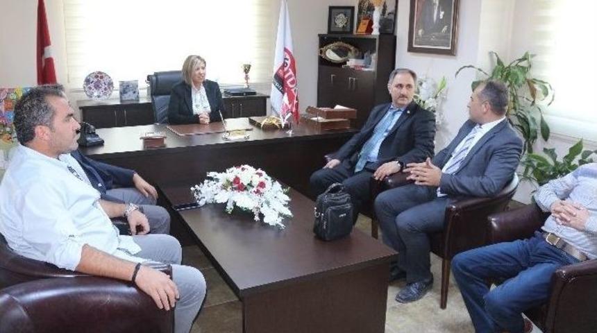 Kemik: "mersin&rsquo;in Batısında Yeni Bir Ağız Diş Sağlığı Merkezi Planlıyoruz"