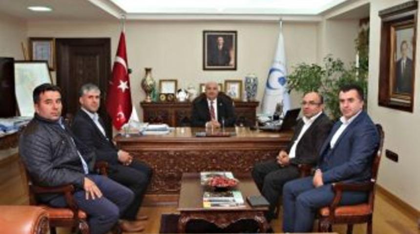 Başkan Bozan Ve Rekt&ouml;r G&ouml;n&uuml;ll&uuml; Bir Araya Geldi