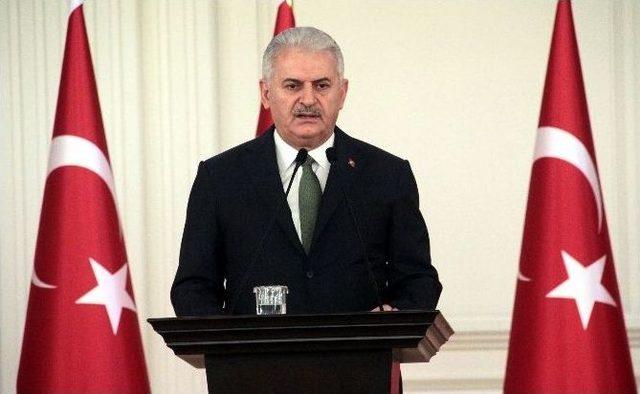 Başbakan Yıldırım 81 İlden Gelen Öğretmenlerle Bir Araya Geldi