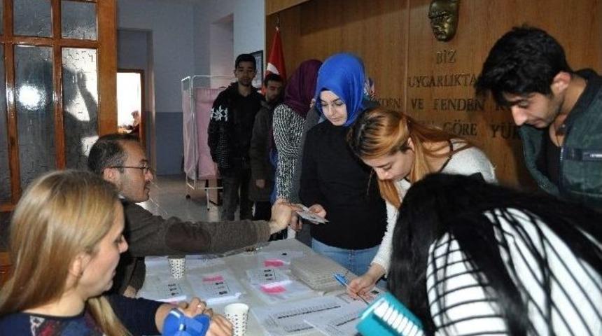 Sungurlu Myo&rsquo;da Se&ccedil;im Heyecanı