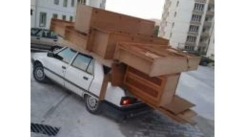 Boz&uuml;y&uuml;k&rsquo;ten Hem G&uuml;ld&uuml;ren, Hem De D&uuml;ş&uuml;nd&uuml;ren Fotoğraf