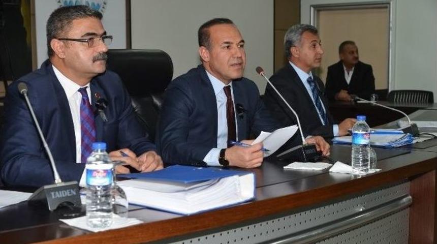 B&uuml;y&uuml;kşehir Belediye Meclisi Ter&ouml;r&uuml; Lanetledi