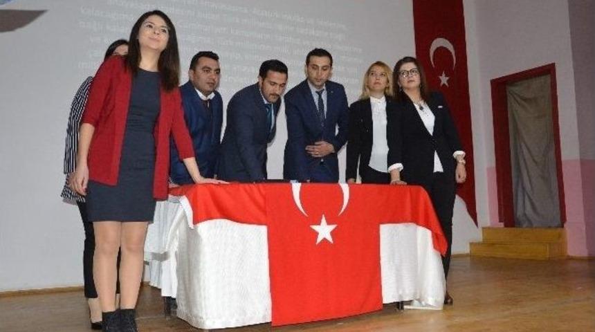 Niksar&rsquo;da &Ouml;ğretmenler G&uuml;n&uuml; Kutlandı