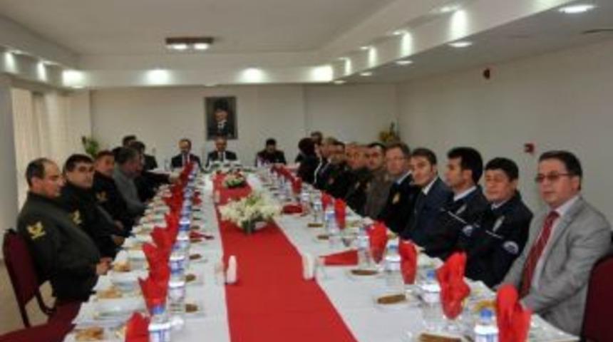 Karaman&rsquo;da Halk Oylaması G&uuml;venlik Toplantısı Yapıldı