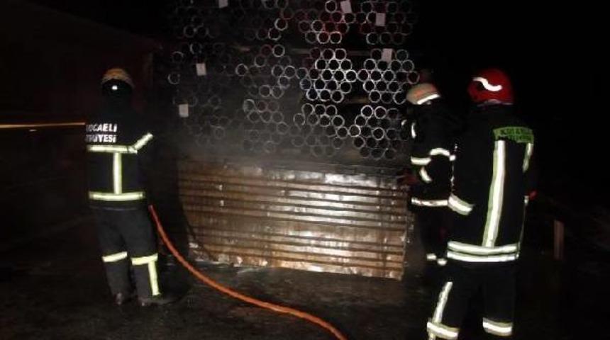 Tır'ın Lastikleri Yandı