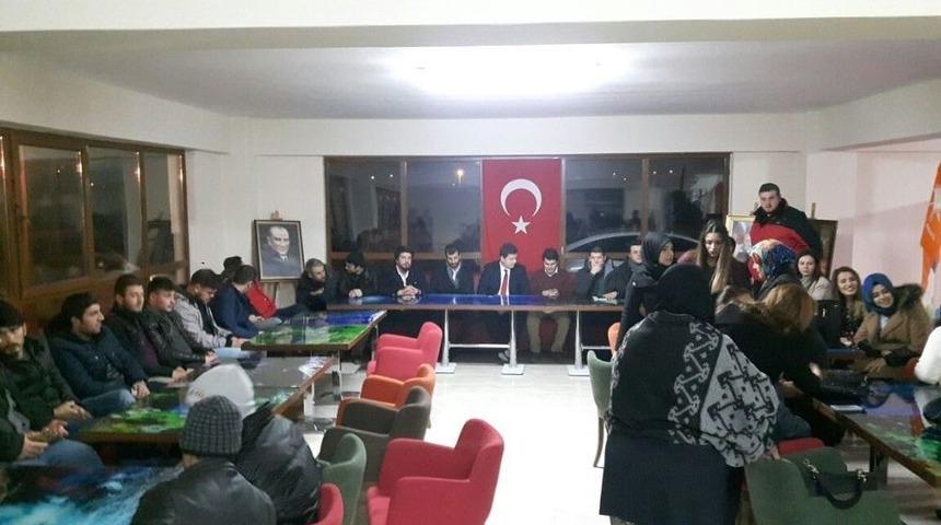 Ak Gen&ccedil;lerin &Ccedil;ifteler &Ccedil;ıkarması