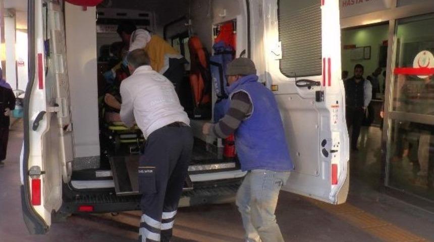 İnşaattan D&uuml;şen İş&ccedil;i Ağır Yaralandı