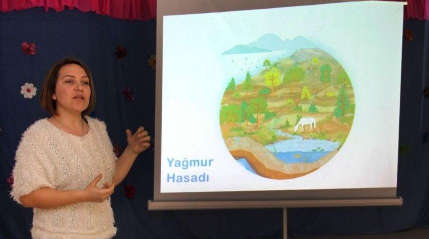 &Ccedil;ocuklar Yağmur Hasadını &Ouml;ğreniyor