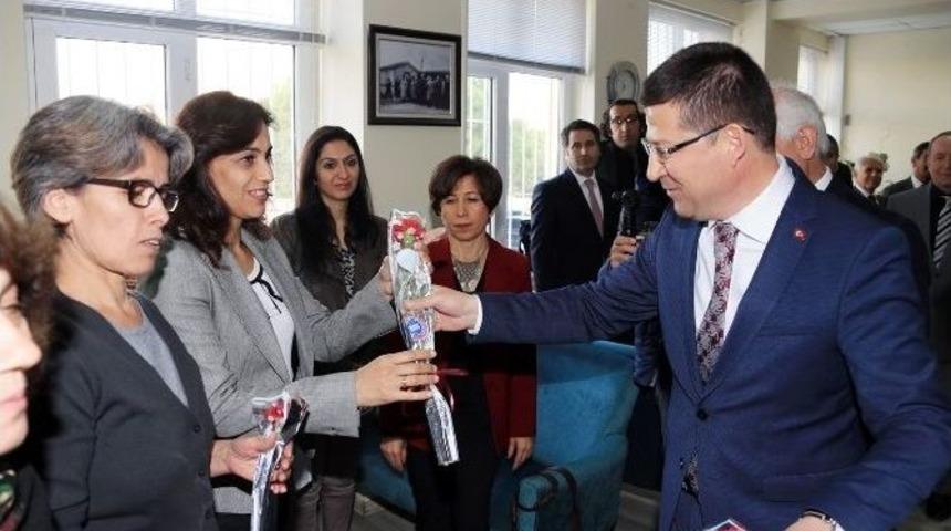 Başkan Subaşıoğlu &Ouml;ğretmenlerle Buluştu