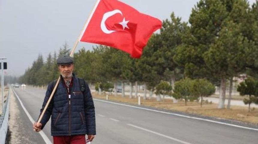 R&uuml;yasında G&ouml;rd&uuml;ğ&uuml; Halisdemir'in Mezarı Ziyaret I&ccedil;in Yola &Ccedil;ıktı