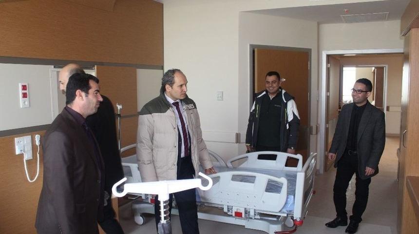 Demiraslan Yeni Şehir Hastanesini İnceledi