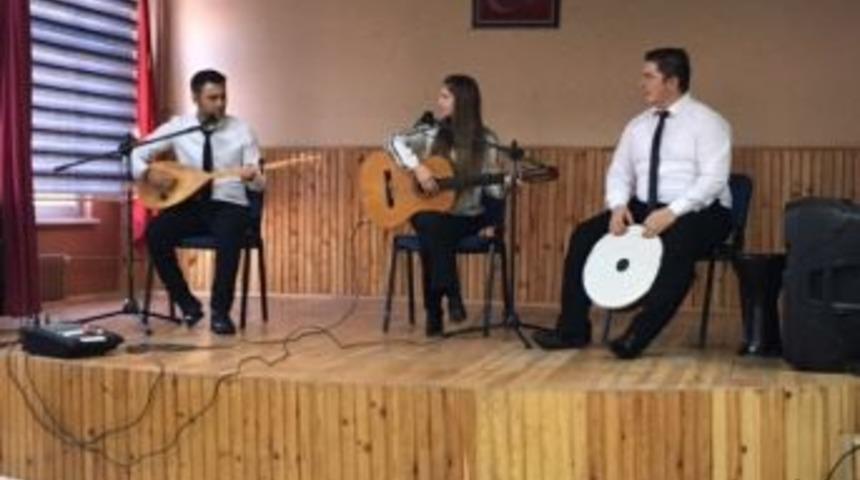 &Ccedil;ıldır&rsquo;da &Ouml;ğretmenler G&uuml;n&uuml;