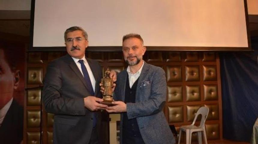 H&uuml;seyin Yayman: Parlamenter Sistemi Savunmak, Darbeler Tarihini Savunmaktır