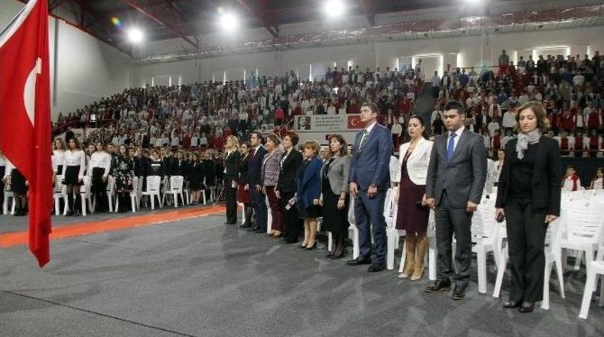 &Ouml;zel Sanko Okulları&rsquo;nda &Ouml;ğretmenler G&uuml;n&uuml; Coşkusu