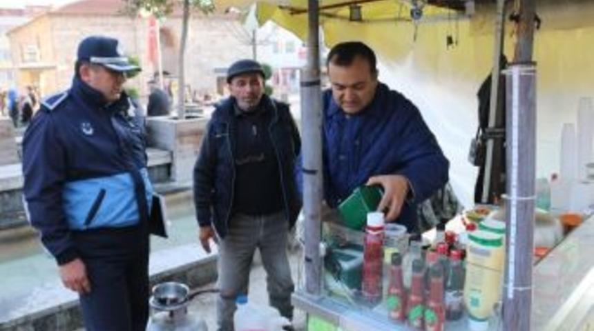 İzzet Baysal Caddesi’ndeki Mısır Ve Simitciler Denetlendi