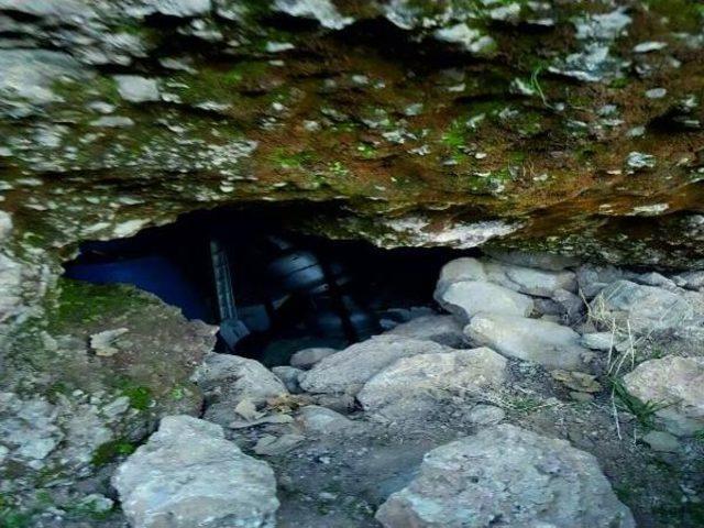 Şırnak'ta Cudi Dağı'nda Pkk'ya Ait Malzemeler Ele Geçirildi