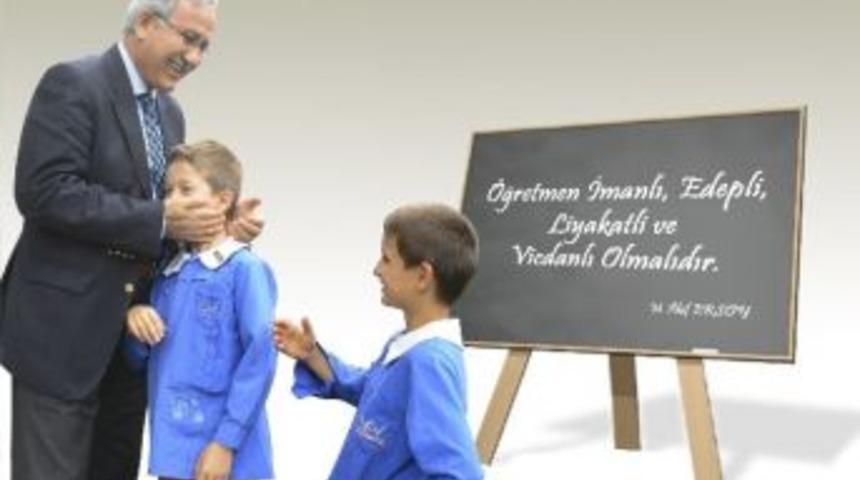 Mesleğinin 47’inci Yılında ‘öğretmenler Günü’nü Kutladı