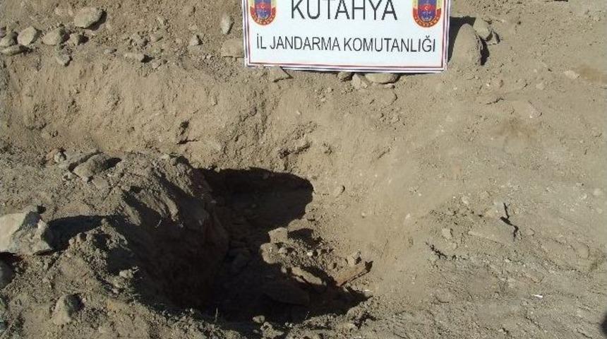 K&uuml;tahya&rsquo;da Ka&ccedil;ak Kazı Operasyonu