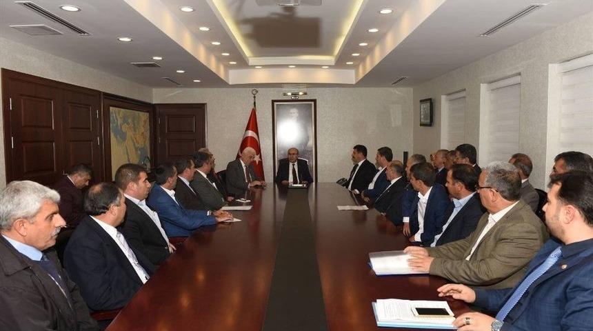 T&uuml;rkiye Muhtarlar Federasyonu Başkanı Ramazan &Ouml;z&uuml;nal&rsquo;dan Vali Demirtaş&rsquo;a Ziyaret