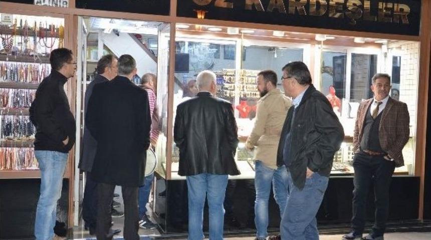 Motosiklet Kaskıyla Kuyumcu Soygunu