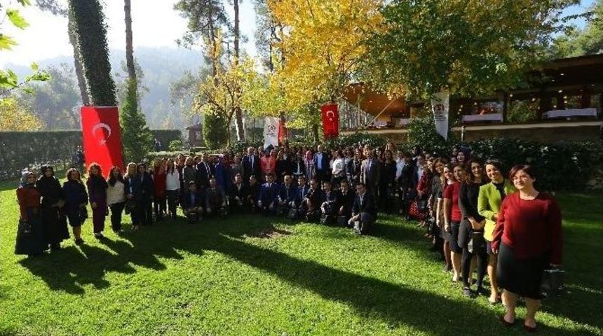 Başkan Zolan&rsquo;dan &Ouml;ğretmenler G&uuml;n&uuml; S&uuml;rprizi