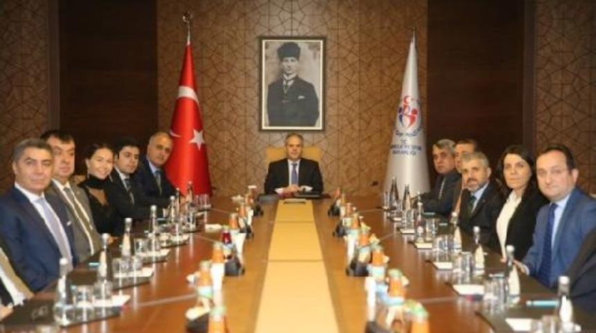 Tvf Y&ouml;netiminden Bakan Kılı&ccedil;'a Ziyaret