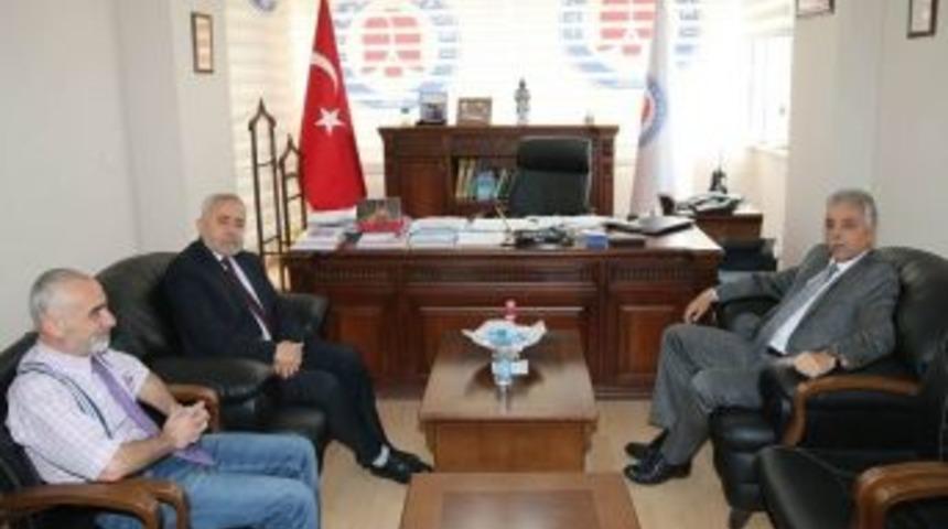 Vali Toprak&rsquo;tan Rekt&ouml;r Pakiş&rsquo;e Ziyaret