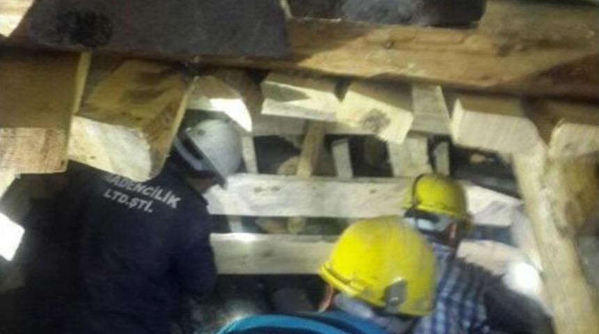 Krom Madeninde G&ouml;&ccedil;&uuml;k: 1 Iş&ccedil;i Mahsur (2)