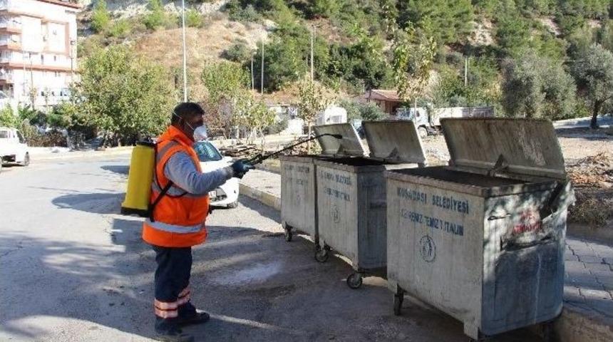 Kuşadası&rsquo;nda Haşerelere Karşı Yıl Boyu Etkin M&uuml;cadele Ediliyor