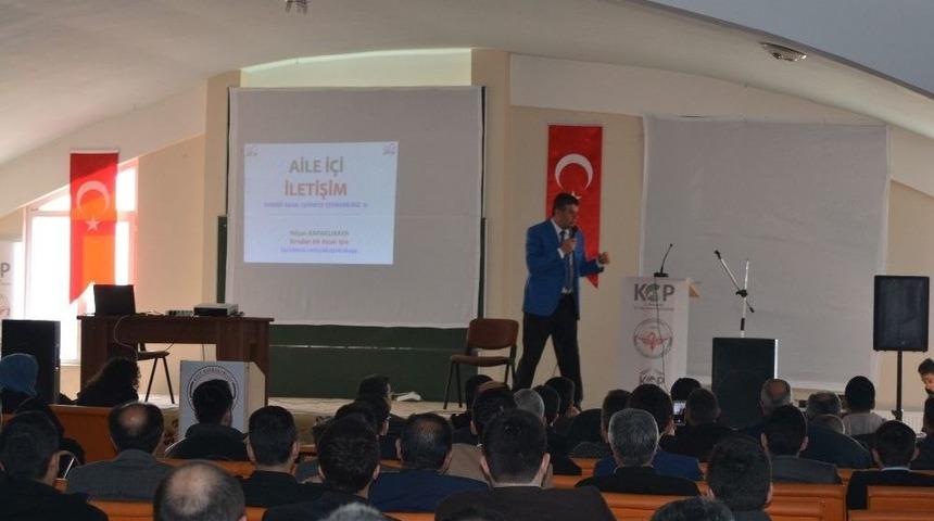 Kulu&rsquo;da Kişisel Gelişim Semineri