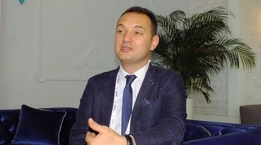 Onkolog Do&ccedil;. Dr. &Ouml;lmez: "elektronik Sigara Bile Olsa Uzak Durun"