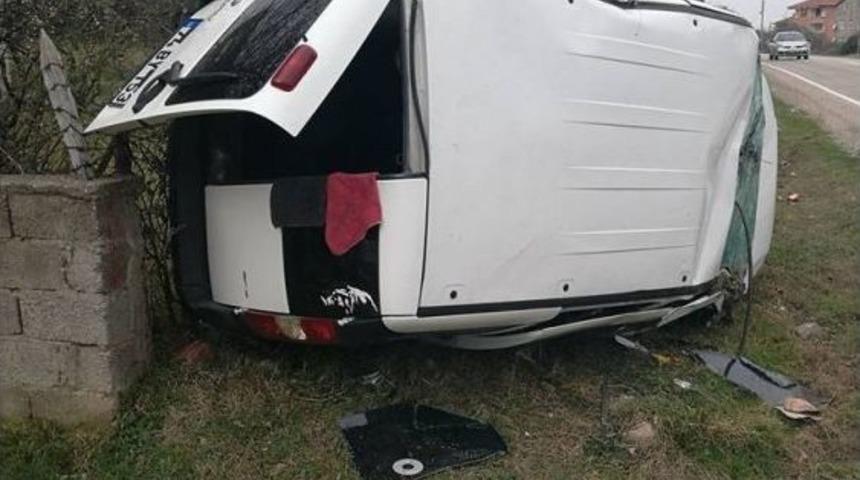 Cide&rsquo;de Trafik Kazası: 1 Yaralı