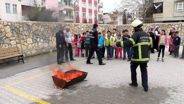 İlköğretim Okulunda Yangın Tatbikatı