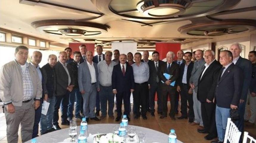 Vali &Ccedil;akacak, Mezitli Mahalle Muhtarlarıyla Buluştu