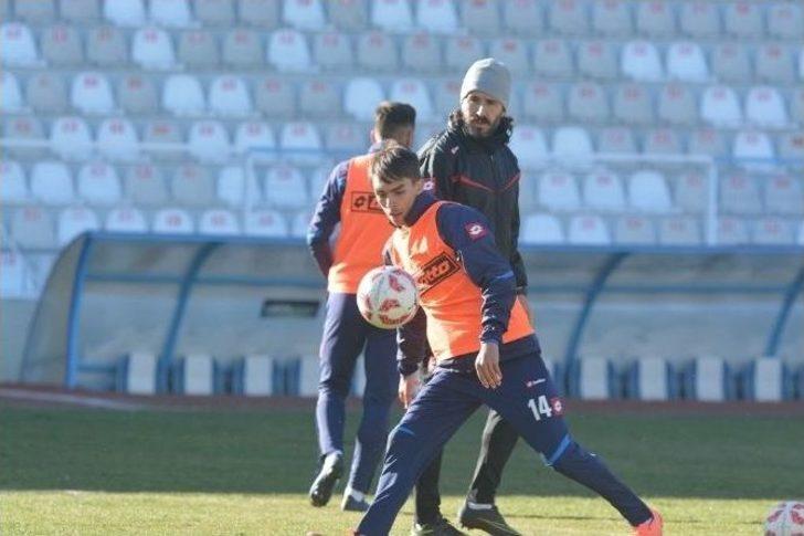 Mavi Beyazlılar, Ankara Yolcusu G4