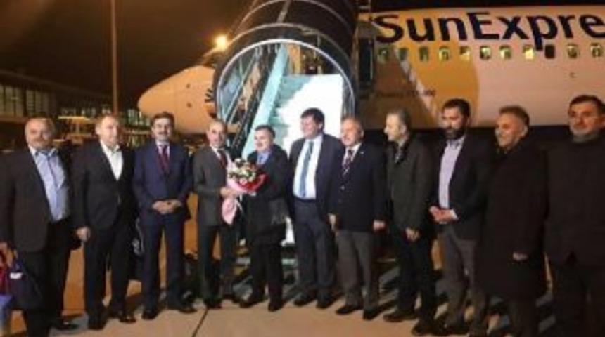 Deniz &Uuml;zerindeki Havalimanında Almanya Seferi Başladı