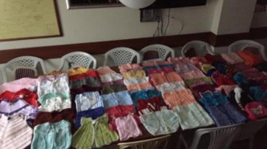 Ak Kadınlardan &lsquo;anne Eli Isıtıyor&rsquo; Projesine Destek